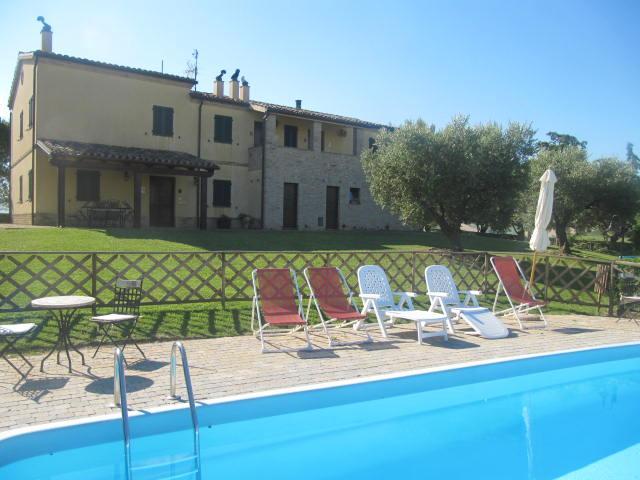Agriturismo La Quiete Pension Polverigi Buitenkant foto